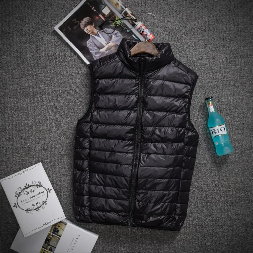 2018 men White Duck Down Jackets male Autumn Winter Warm Coat sleeveless Ultralight Down coats new Windproof hooded clothing man