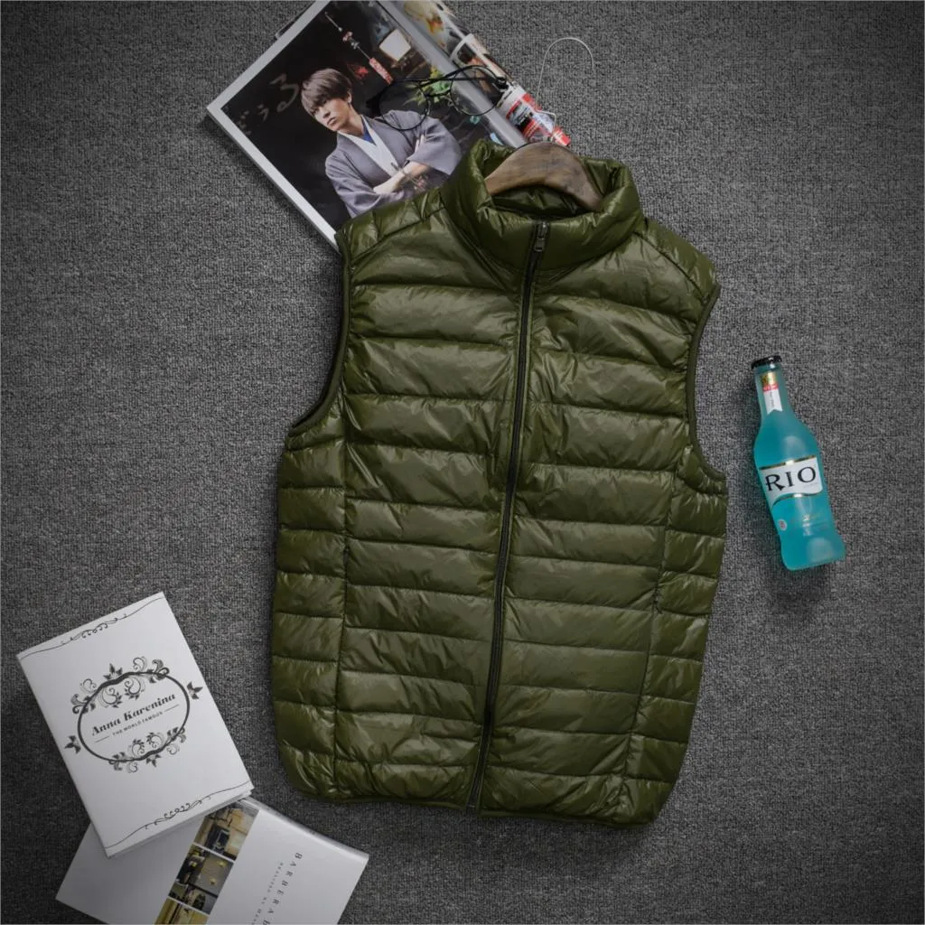 2018 men White Duck Down Jackets male Autumn Winter Warm Coat sleeveless Ultralight Down coats new Windproof hooded clothing man