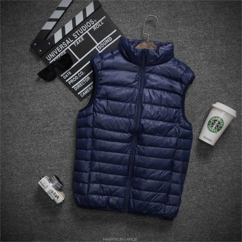 2018 men White Duck Down Jackets male Autumn Winter Warm Coat sleeveless Ultralight Down coats new Windproof hooded clothing man