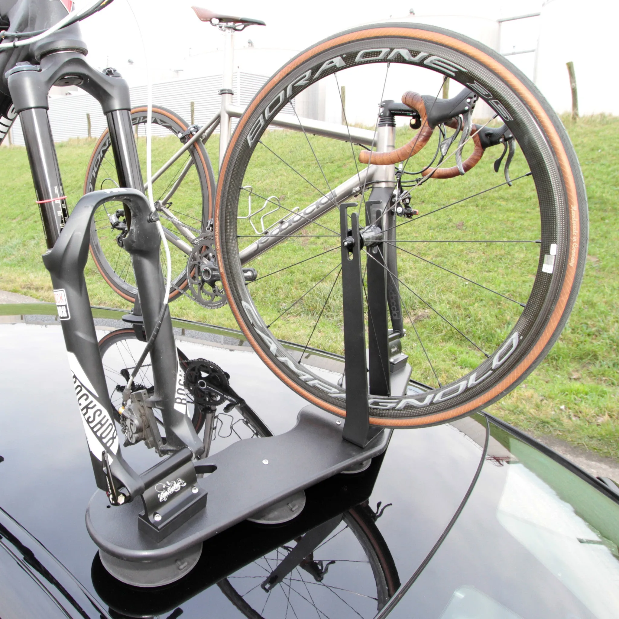 SeaSucker add-on front wheel holder